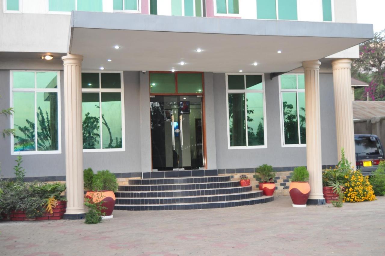 Elanacha Hotel Arusha Exterior photo