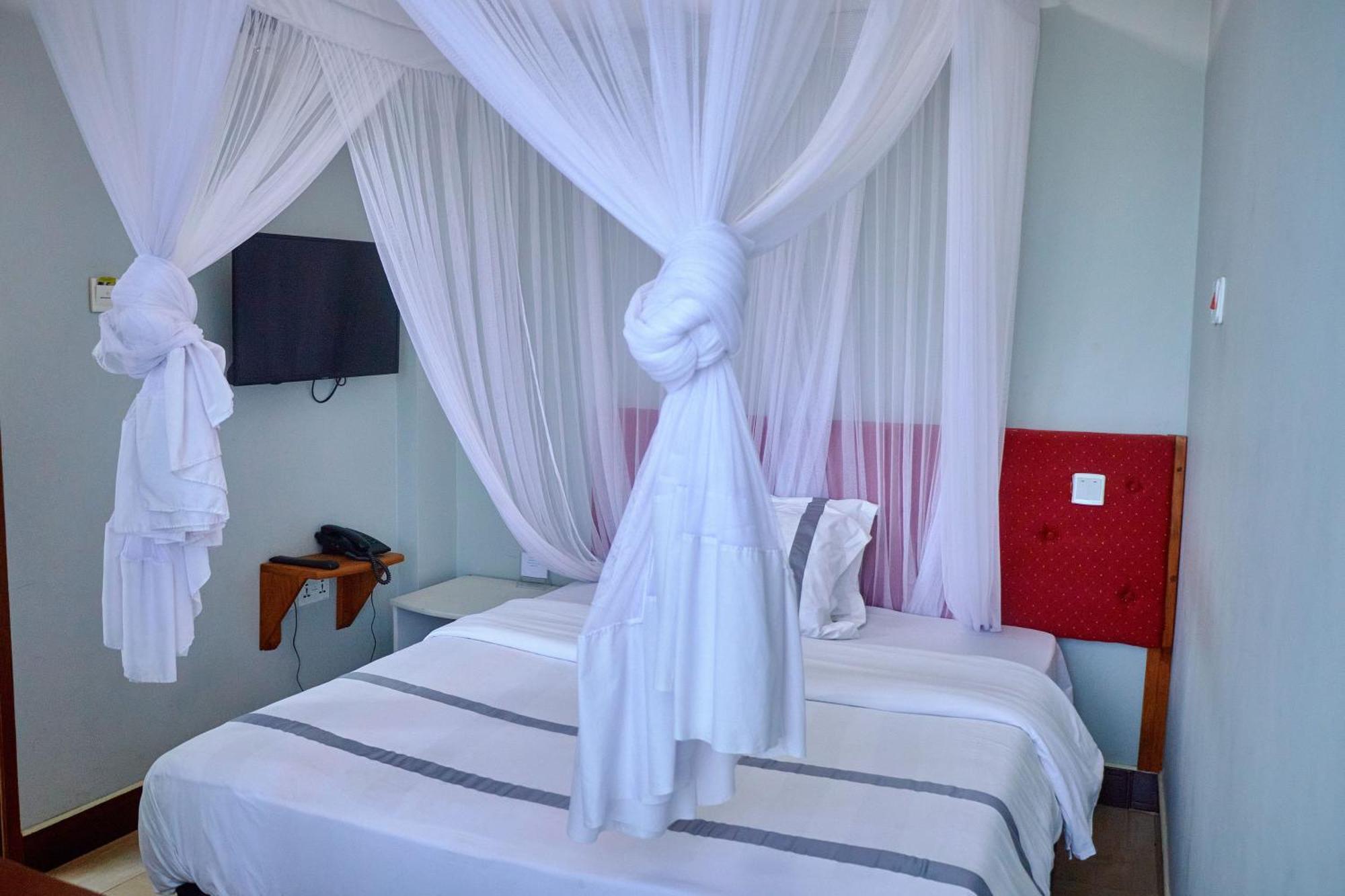 Elanacha Hotel Arusha Exterior photo